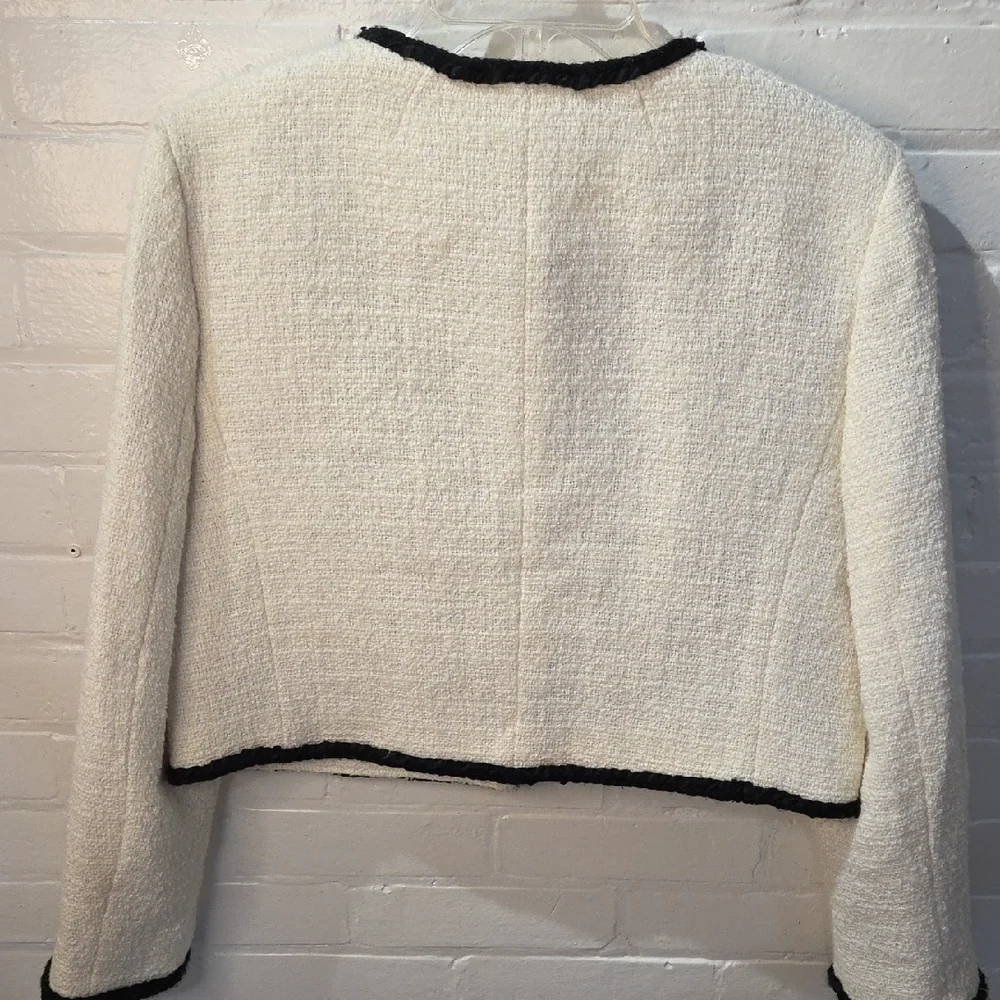 J. Crew White and Black Cropped Blazer with Textured Fabric - Picture 6 of 7